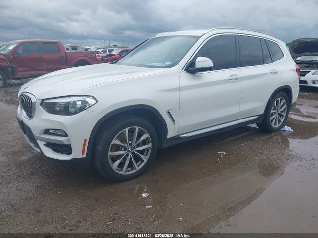 5UXTR7C5XKLR51552 BMW X3 Sdrive30i
