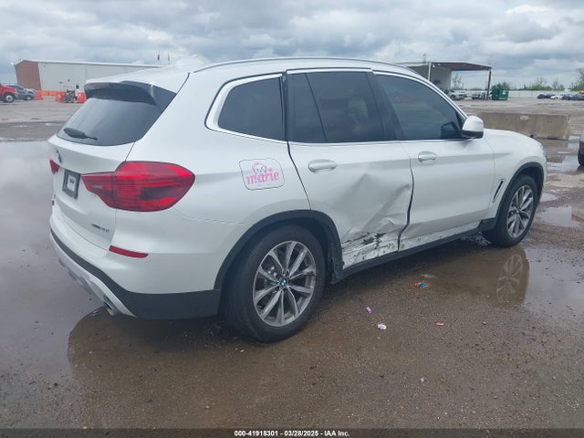 5UXTR7C5XKLR51552 BMW X3 Sdrive30i