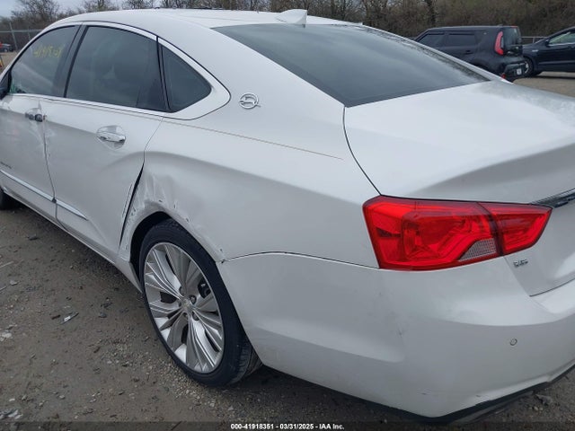 Chevrolet IMPALA 2LZ 2015 1G1165S32FU121968 Image 16