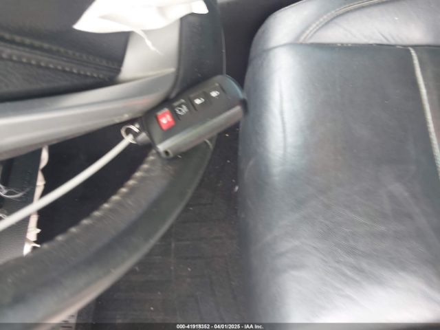 5TDKKRFH2FS051719 Toyota Highlander Xle V6