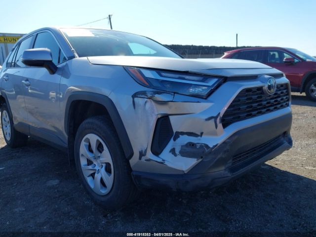 2T3G1RFV1RC396761 Toyota RAV4 LE
