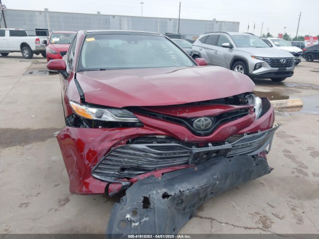 4T1B11HK0JU505771 Toyota CAMRY XLE