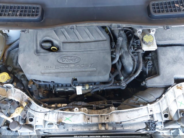 1FMCU0GDXJUB51833 Ford ESCAPE SE