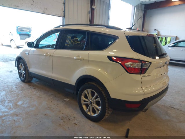 1FMCU0GDXJUB51833 Ford ESCAPE SE