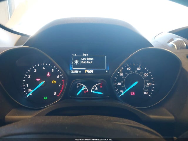 1FMCU0GDXJUB51833 Ford ESCAPE SE