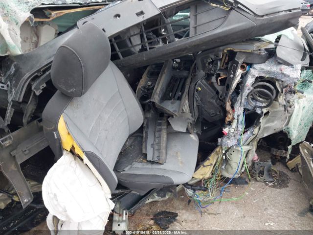 1FMCU0F79HUC48981 Ford ESCAPE S
