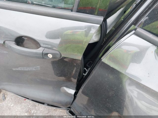 1FMCU0F79HUC48981 Ford ESCAPE S