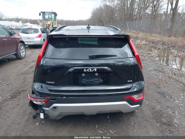 KNDCR3LE9P5085574 KIA NIRO EX