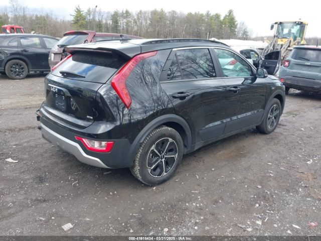 KNDCR3LE9P5085574 KIA NIRO EX