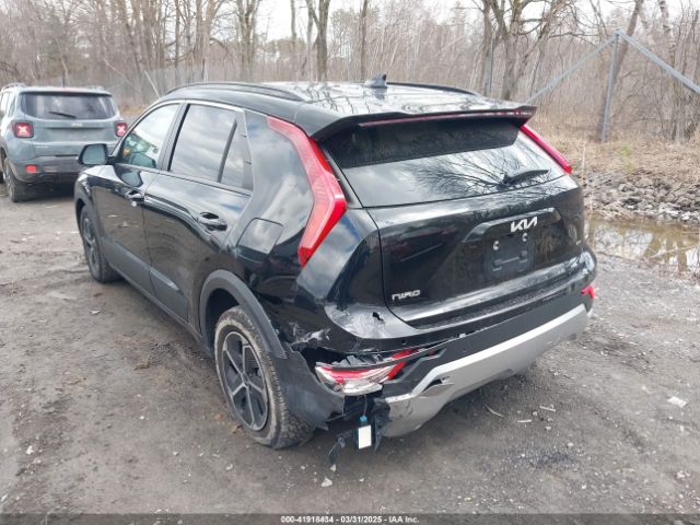 KNDCR3LE9P5085574 KIA NIRO EX