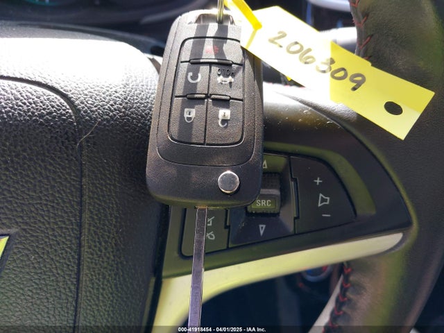 1G1JD5SG6J4132523 Chevrolet Sonic Lt Auto