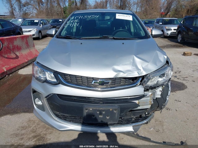 1G1JD5SG6J4132523 Chevrolet Sonic Lt Auto