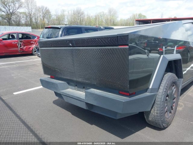 7G2CEHED8RA019428 Tesla Cybertruck All-wheel Drive