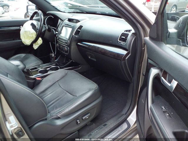 5XYKWDA79EG440486 KIA Sorento Limited V6
