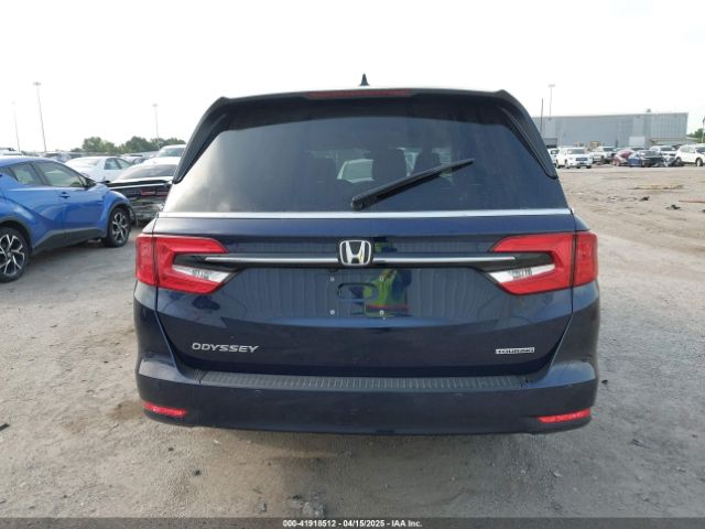 5FNRL6H89RB052835 Honda Odyssey Touring