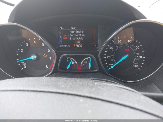 1FMCU0GD2JUA83561 Ford ESCAPE SE