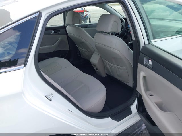 Hyundai SONATA SE 2016 5NPE24AF9GH326418 Image 8