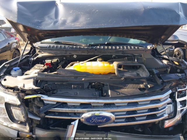 1FMJU1JT8JEA36400 Ford Expedition Xlt