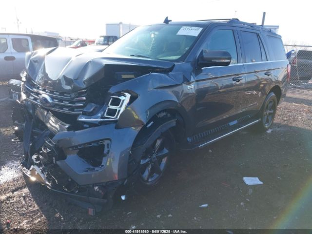 1FMJU1JT8JEA36400 Ford Expedition Xlt