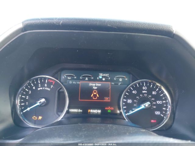 1FMJU1JT8JEA36400 Ford Expedition Xlt