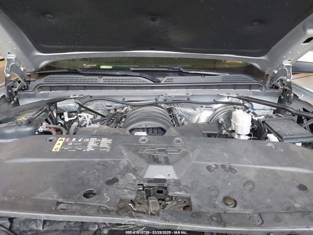 2GCVKRECXJ1111393 Chevrolet Silverado 1500 2lt