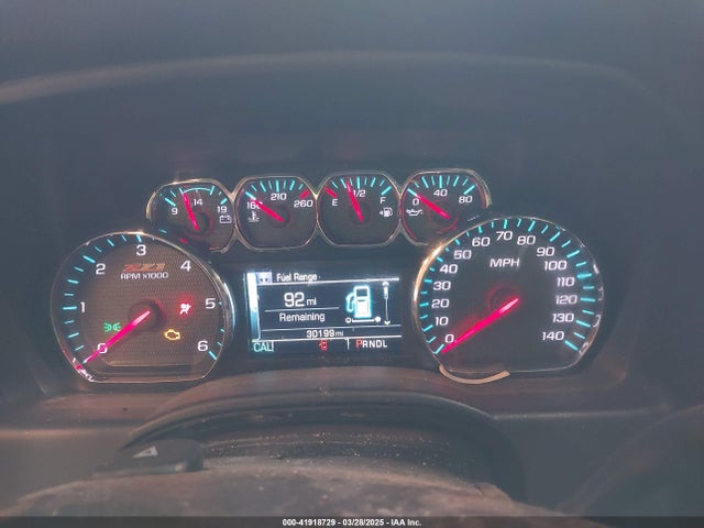 2GCVKRECXJ1111393 Chevrolet Silverado 1500 2lt
