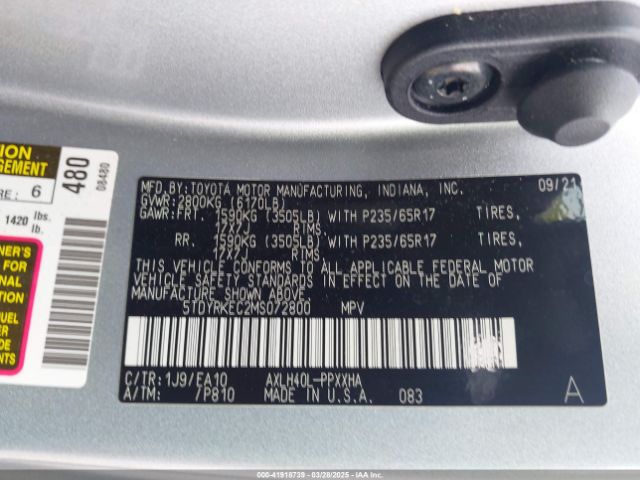 5TDYRKEC2MS072800 Toyota SIENNA XLE