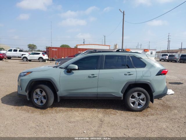 2T3W1RFV4NW185624 Toyota Rav4 Xle
