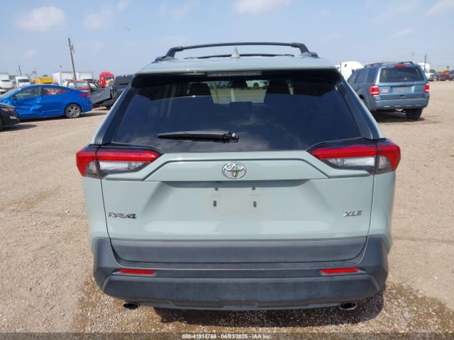 2T3W1RFV4NW185624 Toyota Rav4 Xle