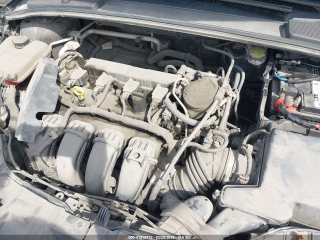 1FADP3K27FL293101 Ford FOCUS SE
