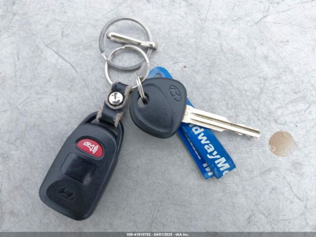 5NPDH4AE0GH680569 Hyundai ELANTRA SE