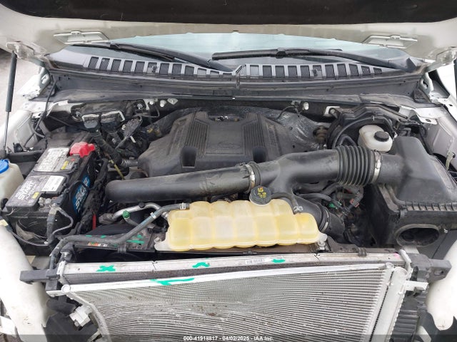 1FMJU2AT1JEA09352 Ford Expedition Limited