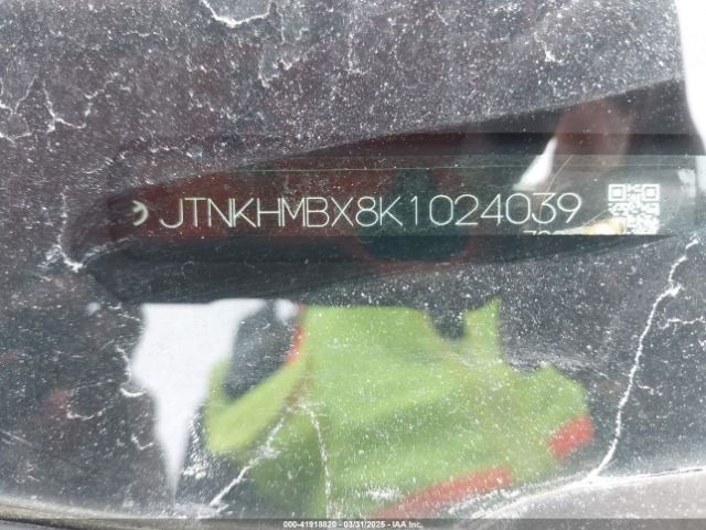 JTNKHMBX8K1024039 Toyota C-HR XLE