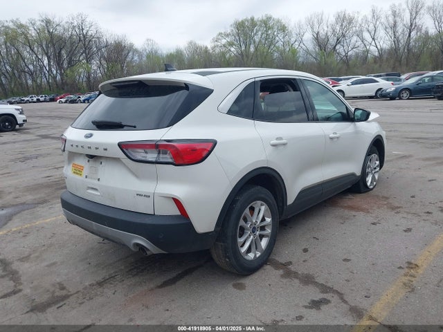 1FMCU9G61NUA61028 Ford ESCAPE SE