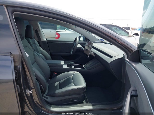 2024 TESLA MODEL 3 5YJ3E1EB6RF725258 Photo 4