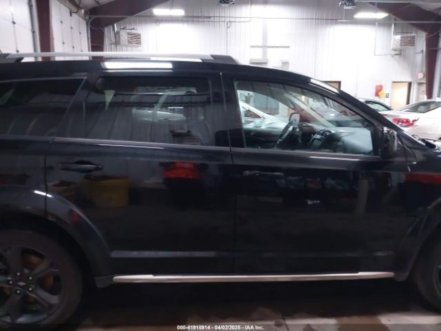 3C4PDDGG2JT388205 Dodge Journey Crossroad Awd