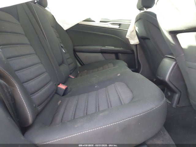 3FA6P0H74JR278012 Ford FUSION SE