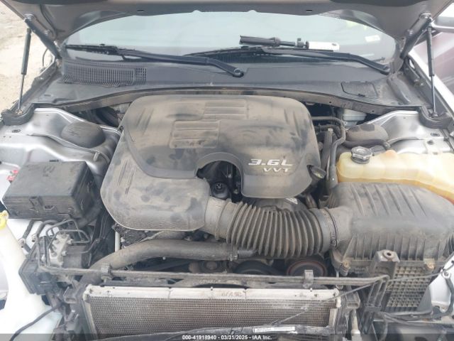2014 CHRYSLER 300 2C3CCAGG8EH384100 Photo 9