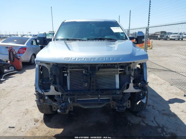 1FT7W2A68NED53009 Ford F-250 Lariat