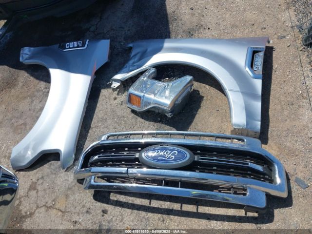 1FT7W2A68NED53009 Ford F-250 Lariat