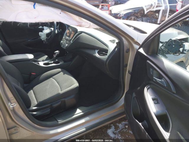 1G1ZG5ST6PF118111 Chevrolet Malibu Fwd Rs