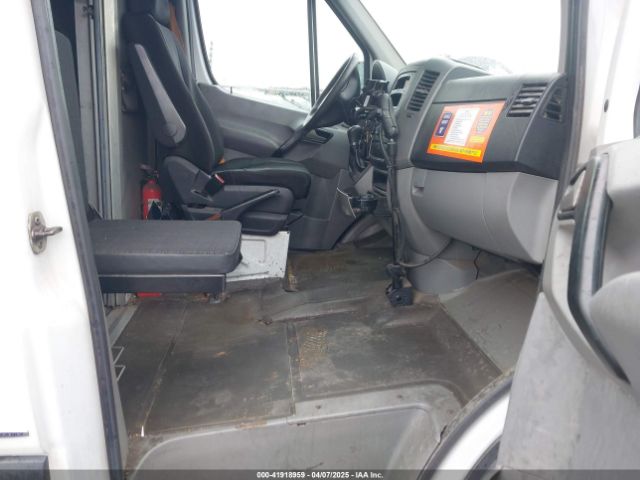 WD3PE8DE5E5827498 Mercedes-Benz Sprinter 2500 High Roof