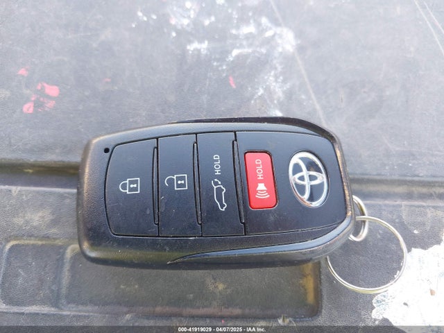 Toyota Corolla Cross Xle 2024 7MUDAAAG3RV083617 Image 11