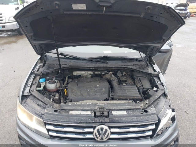 Aukcja sprzedaży 2018 Volkswagen Tiguan 2.0t Se/2.0t Sel, vin: 3VV2B7AX2JM075712, numer aukcji: 41919064