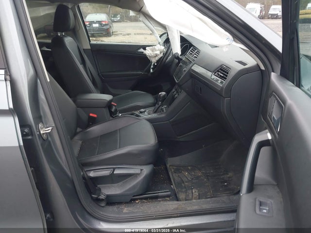 Aukcja sprzedaży 2018 Volkswagen Tiguan 2.0t Se/2.0t Sel, vin: 3VV2B7AX2JM075712, numer aukcji: 41919064