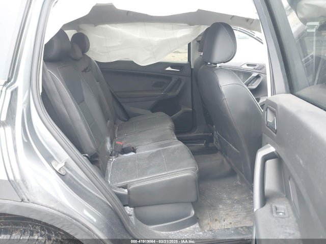 Aukcja sprzedaży 2018 Volkswagen Tiguan 2.0t Se/2.0t Sel, vin: 3VV2B7AX2JM075712, numer aukcji: 41919064