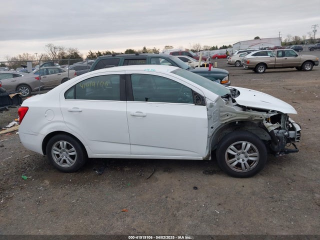 1G1JC5SH6G4172590 Chevrolet Sonic Lt Auto