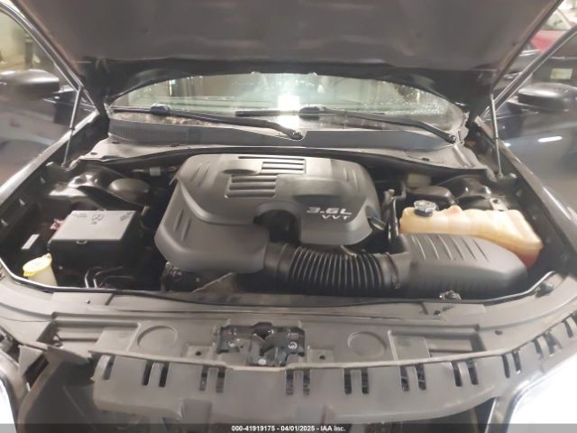 2014 CHRYSLER 300 2C3CCAGG5EH312447 Photo 9