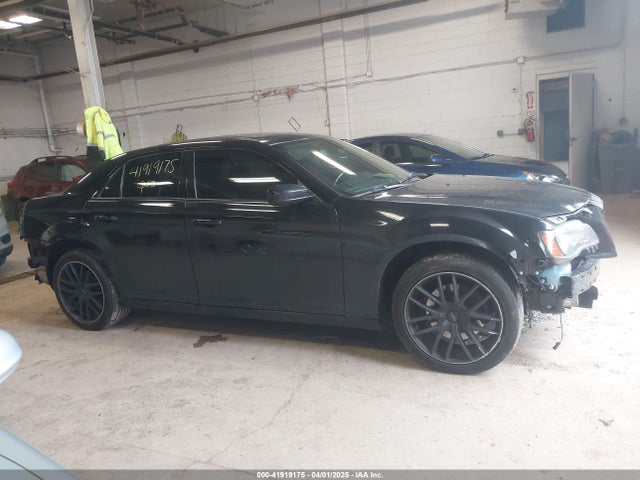Chrysler 300 300s 2014 2C3CCAGG5EH312447 Image 13