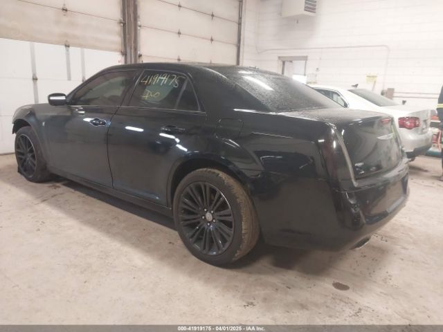 2014 CHRYSLER 300 2C3CCAGG5EH312447 Photo 2